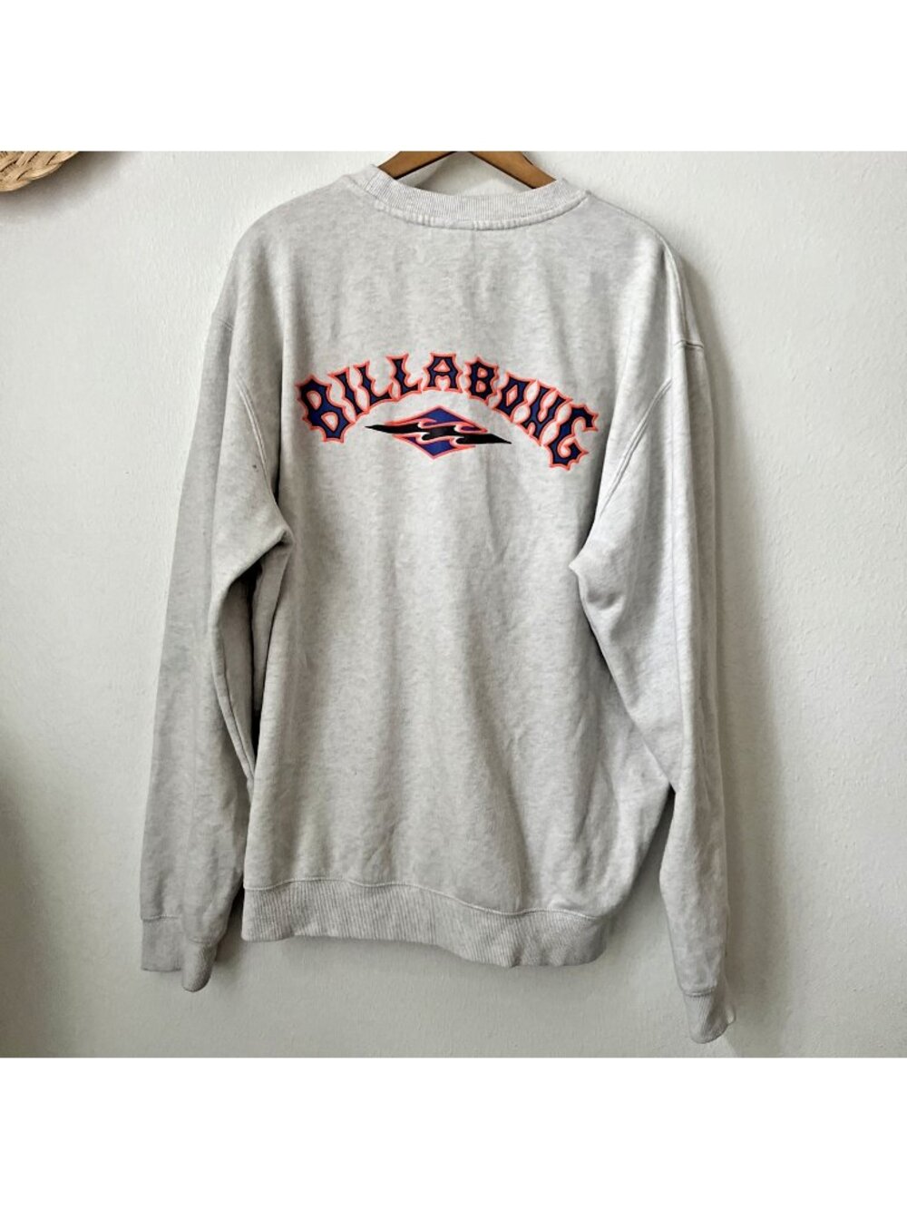 Billabong gray embroidered oversize logo skater thrashed XL unisex neon skate